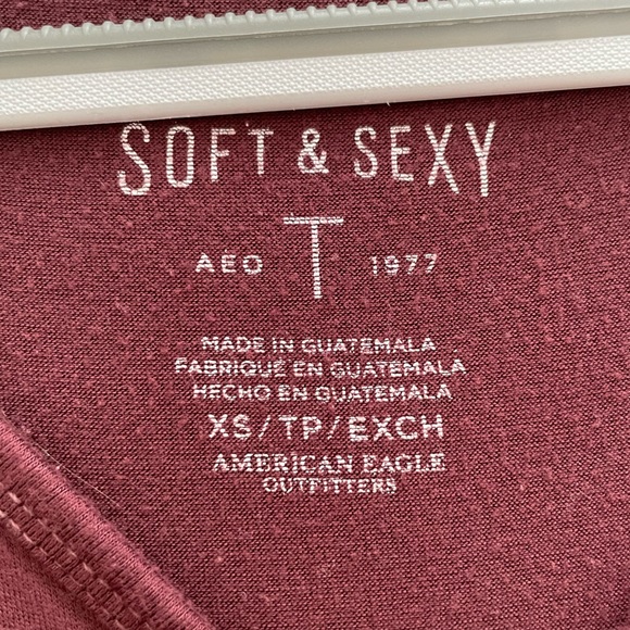 AEO Soft and Sexy Tee Maroon Short Sleeve Cinched XS - Picture 4 of 5